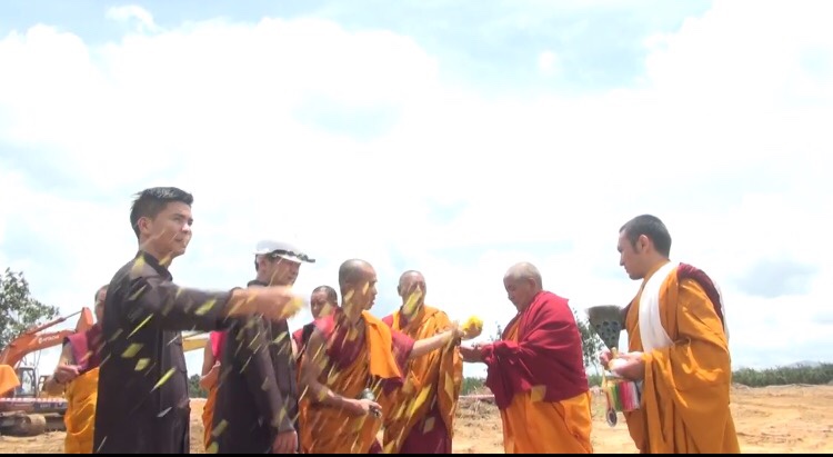 Lễ động thổ dự án mới có sự tham gia của Trần Văn Thảo